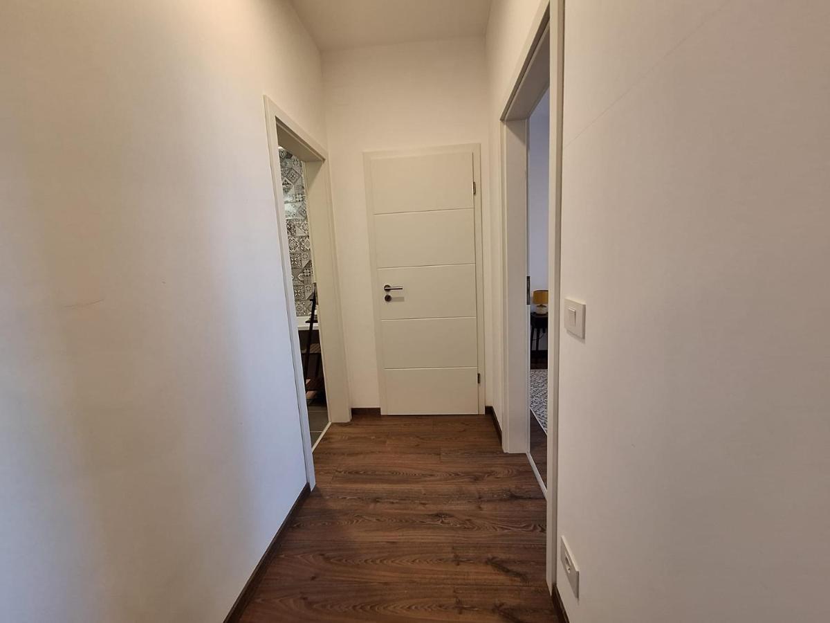 Mirvana Apartments Metheor Executive Suite Timisoara Ngoại thất bức ảnh