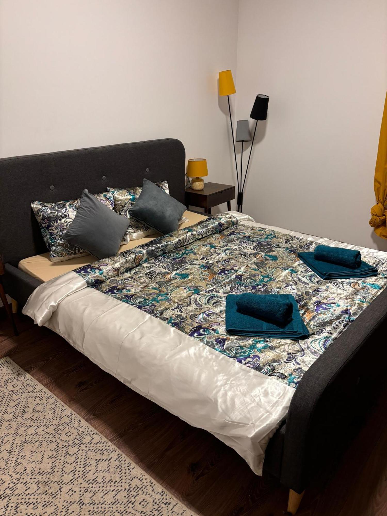 Mirvana Apartments Metheor Executive Suite Timisoara Ngoại thất bức ảnh