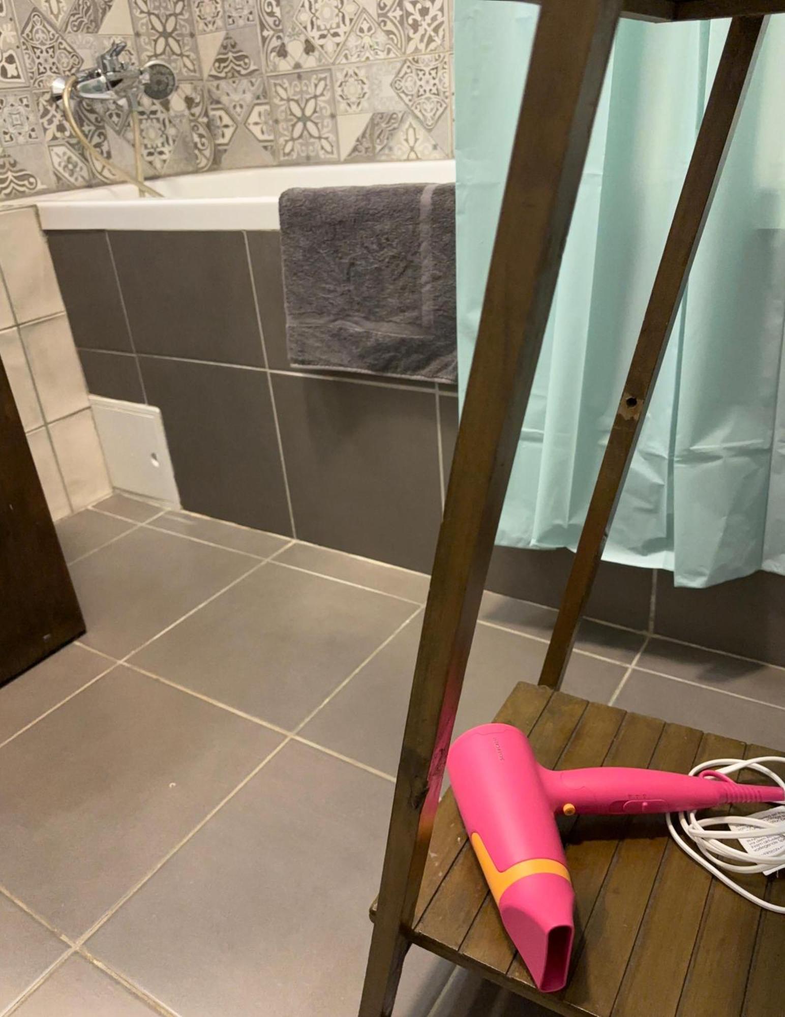 Mirvana Apartments Metheor Executive Suite Timisoara Ngoại thất bức ảnh